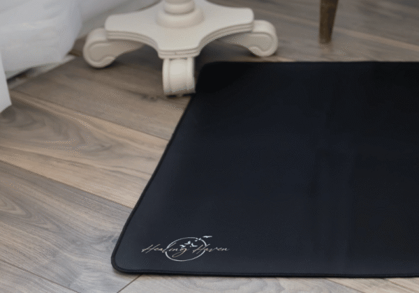 Grounding mat for natural wellness and stress relief in Canada